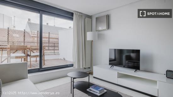 Apartamento de 2 dormitorios en alquiler en Madrid - MADRID