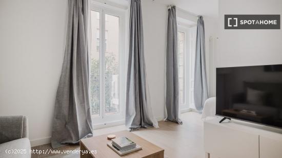 Apartamento de 2 dormitorios en alquiler en Madrid - MADRID