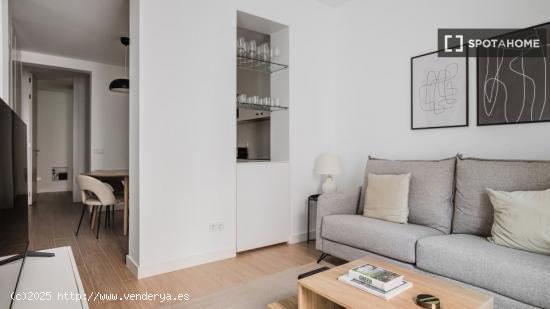 Apartamento de 2 dormitorios en alquiler en Madrid - MADRID