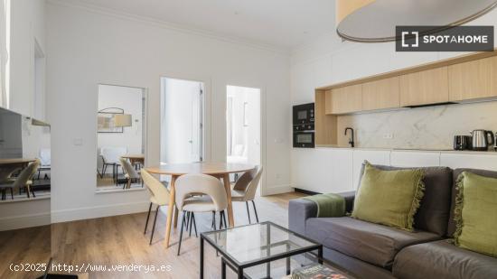 Apartamento de 3 habitaciones en alquiler en Madrid - MADRID