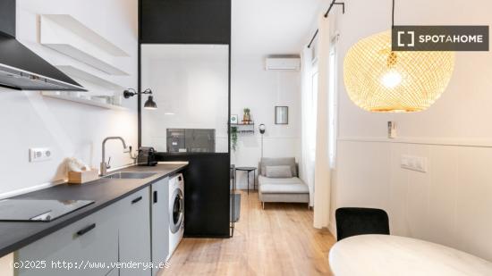 Acogedor apartamento cerca del Port Vell - BARCELONA