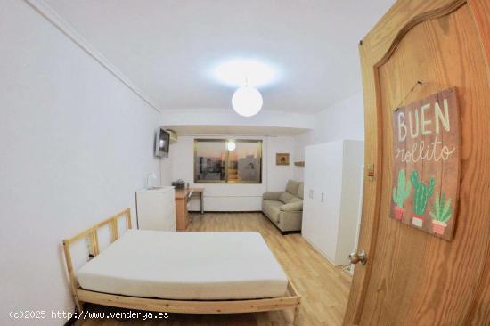  Habitación en alquiler situada en Valencia - VALENCIA 