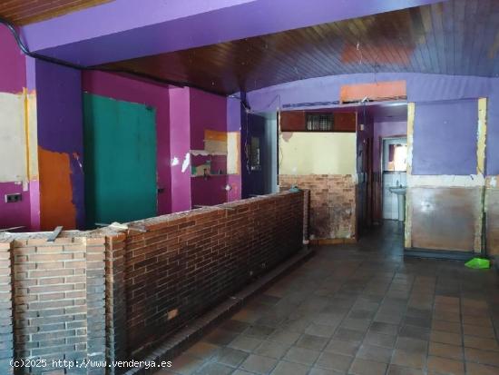 SE VENDE LOCAL COMERCIAL EN PALENCIA (ANTES BAR) - PALENCIA