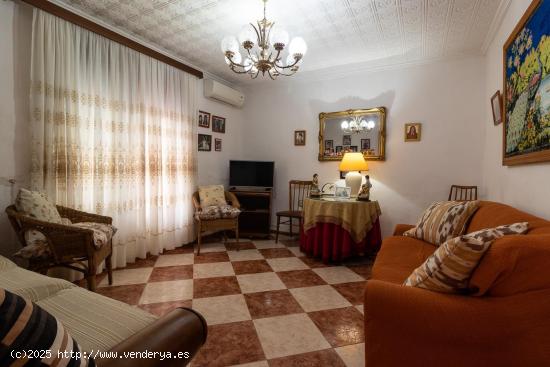 Vivienda de dos plantas en el casco antiguo de Pliego - MURCIA