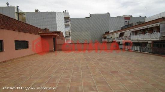 LOCAL COMERCIAL EN VENTA EN VILADECANS - BARCELONA