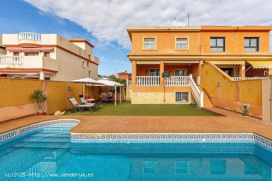 Casa en venta en Torrevieja (Alicante)