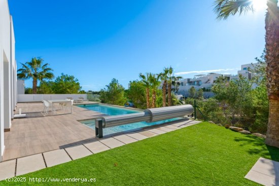 Villa en venta en Orihuela (Alicante)