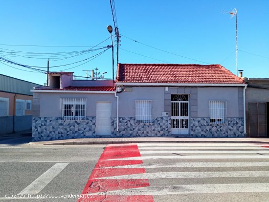 Casa en venta en Catral (Alicante)