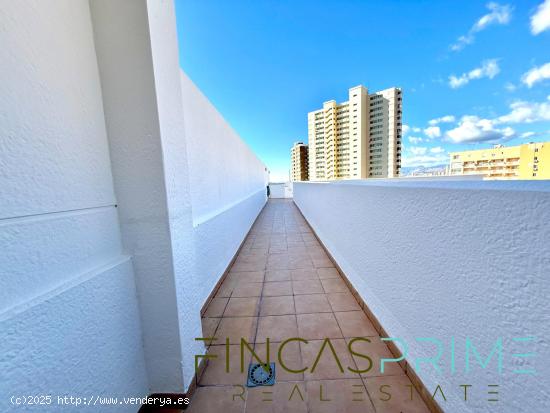 APARTAMENTO DE 2 HAB CON JACUZZI PRIVADO Y TERRAZA CON VISTAS AL MAR - ALICANTE