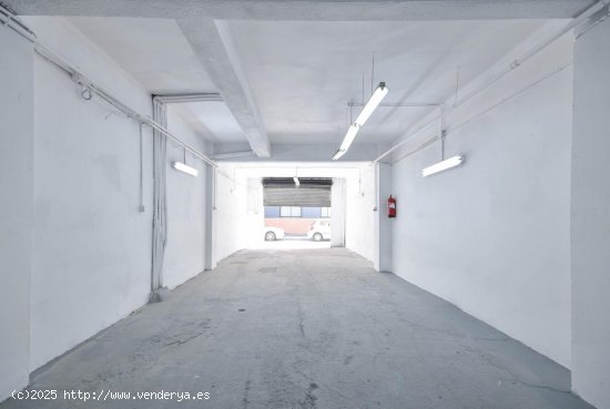 Local comercial en venta  en Prat de Llobregat, El - Barcelona