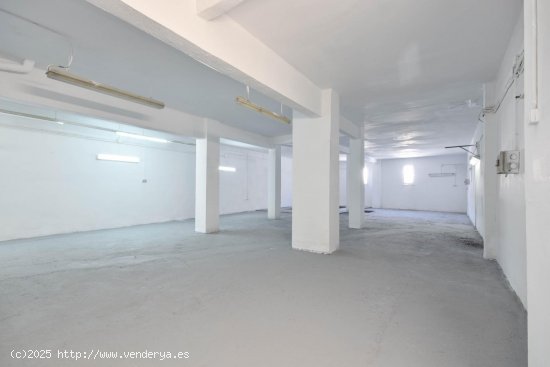 Local comercial en venta  en Prat de Llobregat, El - Barcelona