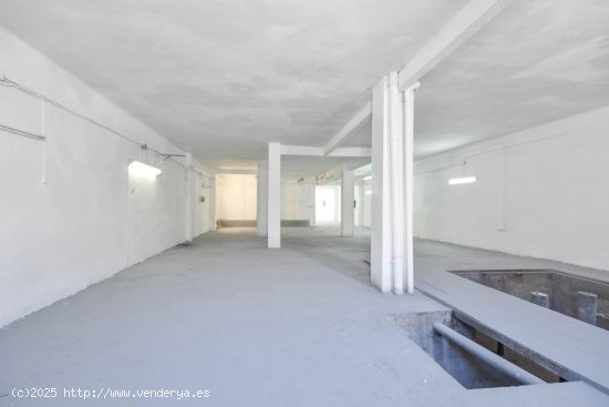 Local comercial en venta  en Prat de Llobregat, El - Barcelona