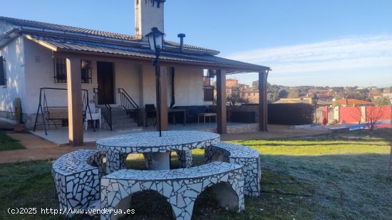 Casa-Chalet en Venta en Casar De Escalona, El Toledo