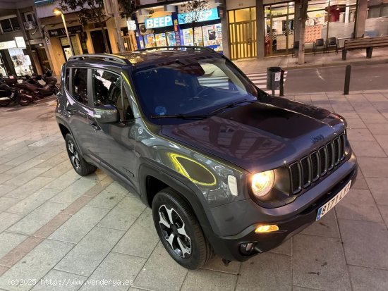  Jeep Renegade 4x4 HIBRIDO 2022 - Cornellà 