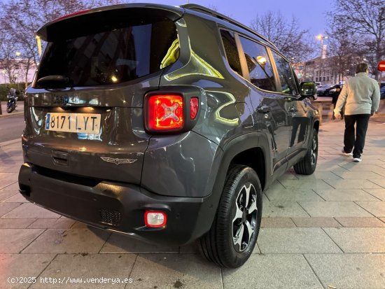 Jeep Renegade 4x4 HIBRIDO 2022 - Cornellà