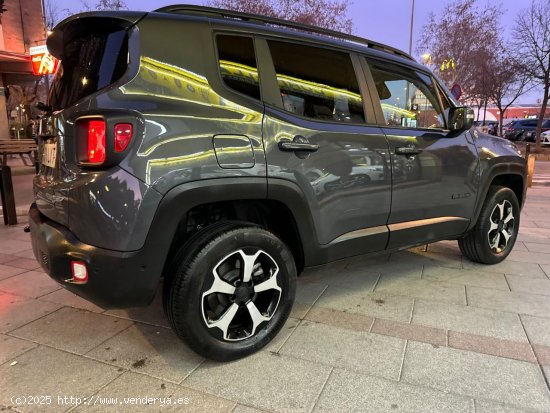 Jeep Renegade 4x4 HIBRIDO 2022 - Cornellà