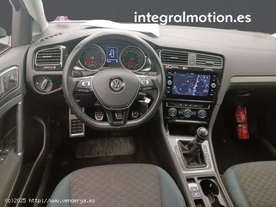 Volkswagen Golf Advance 1.6 TDI 85kW (115CV) - TRANSITO