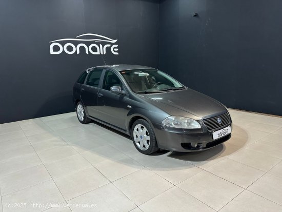  Fiat Croma 1.9 16v Multijet Emotion - Sada 