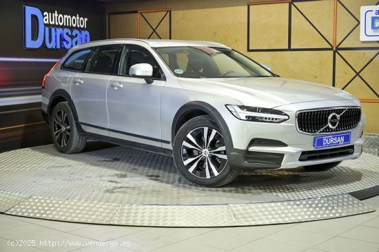 Volvo V90 Cross Country   2.0 D4 AWD Auto - 