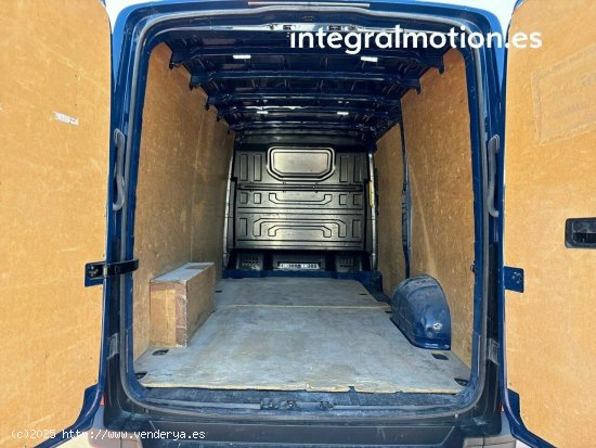 Volkswagen Crafter 30 Furgón Batalla Media L3H2 2.0 TDI EU6 SCR FWD BMT 103 kW (140 CV) 6 Vel. 3000