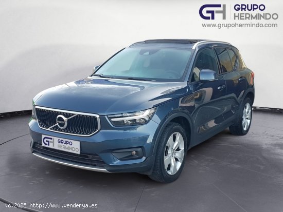 Volvo XC-40 T2 MOMENTUM PRO AUT+TECHO PANORAMICO - Ponteareas