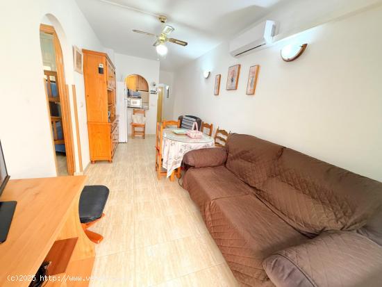 BONITO APARTAMENTO CENTRICO CON PISCINA COMUNITARIA Y PLAZA DE GARAJE - ALICANTE