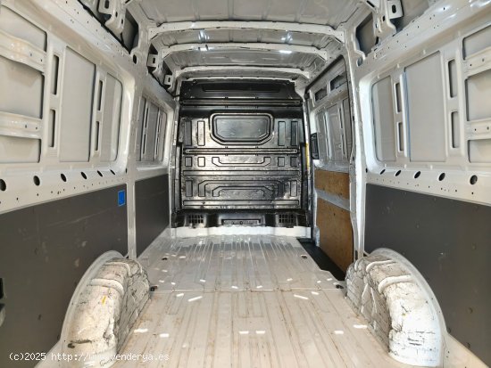 VOLKSWAGEN Crafter 35 Furgon BM TN L3H2 2.0TDI 130kW177CV - Castellón de la Plana