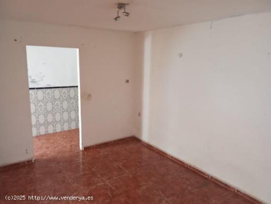 CASA A LA VENTA SAN MARCIAL - BADAJOZ