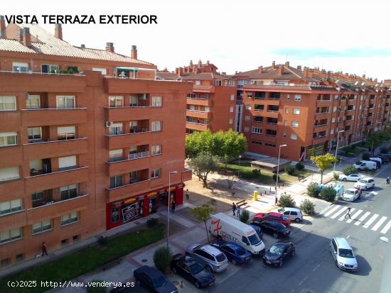 VIVIENDA FAMILIAR EN VENTA EN LA  ZONA  MAS SOLICITADA  DE HUESCA (OLIVOS) - HUESCA