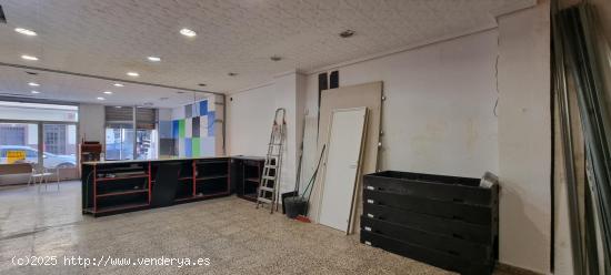 Ref 04254 Loca comercial Duc de Lliria  120 M² - VALENCIA