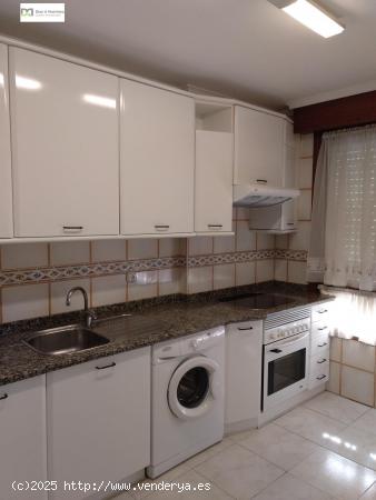 APARTAMENTO AMUEBLADO 2 DORM. CENTRICO - LEON