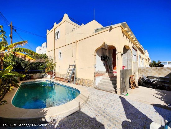  Casa en venta en San Miguel de Salinas (Alicante) 