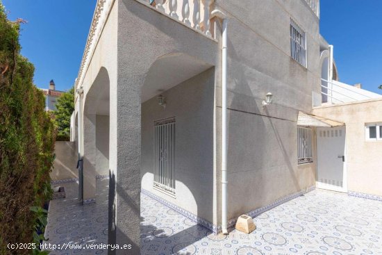 Bungalow en venta en Torrevieja (Alicante)