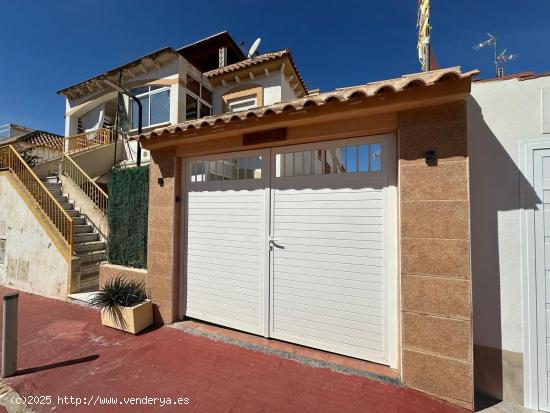 COQUETO BUNGALOW EN TORREVIEJA CON PISCINA COMUNITARIA - ALICANTE