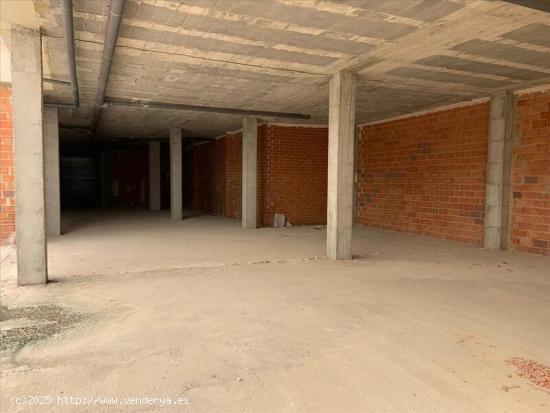 LOCAL DE 2300 m² EN VENTA EN ALCASSER - VALENCIA