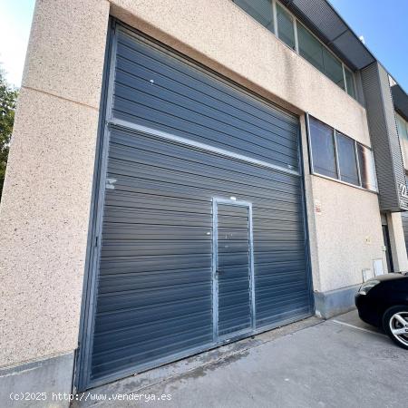 NAVE EN VENTA EN ZONA CONSOLIDADA. MECO (MADRID) - MADRID