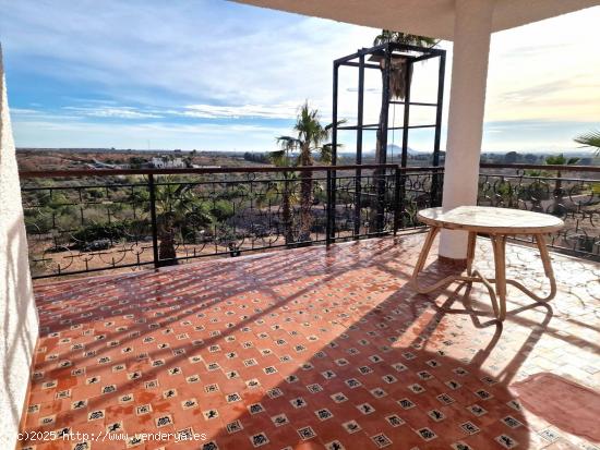 GRAN CHALET EN SAN JAVIER, 6 HAB,  4 BAÑOS - MURCIA