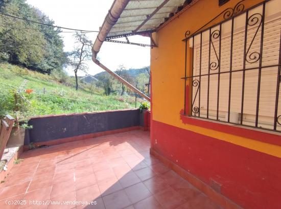 FANTÁSTICA CASA DE 3 HABITACIONES CON CAFETERIA EN LA PLANTA BAJA - ASTURIAS