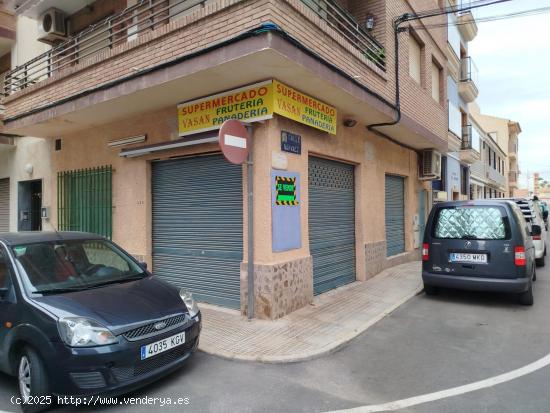 Local comercial en Lo Pagan zona Villananitos,  64 m. de superficie, a 50 m. de la playa!!! - MURCIA