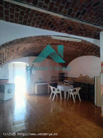 SE VENDE CASA EN TORREMOCHA - CACERES