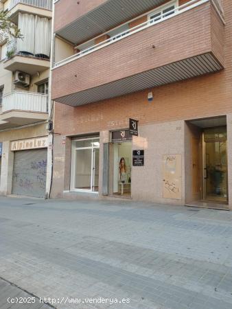 Local comercial de 188 m2 en Avda Martí Pujol Bufalà - BARCELONA