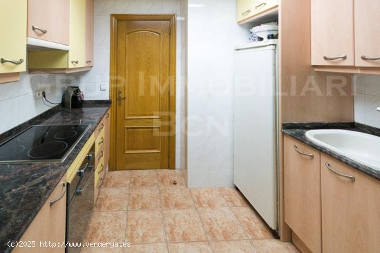 Piso en venta  en Montcada i Reixac - Barcelona