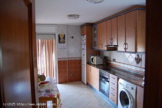 Unifamiliar aislada en venta  en Sant Vicenç dels Horts - Barcelona