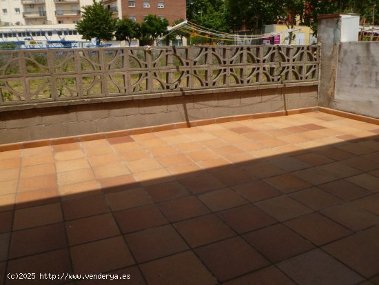 Unifamiliar adosada en venta  en Manlleu - Barcelona