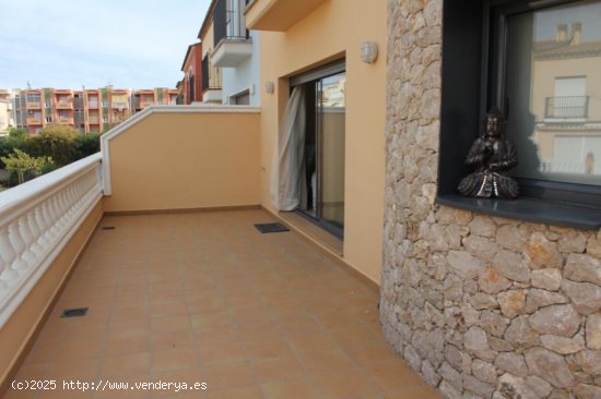 Unifamiliar adosada en venta  en Empuria-brava - Girona