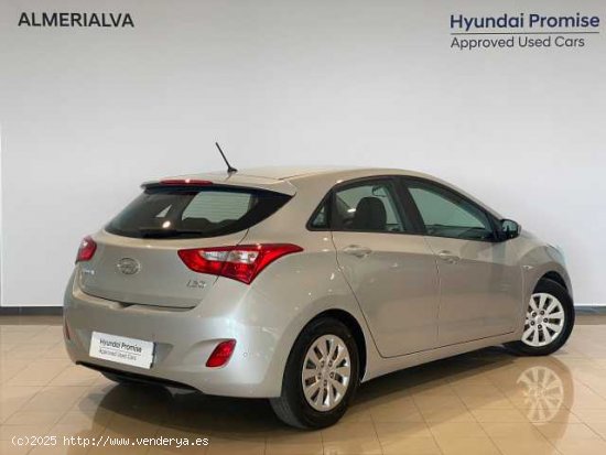 Hyundai i30 Diesel ( i30 1.6CRDi BD Cruise 110 )  - Huercal de Almería