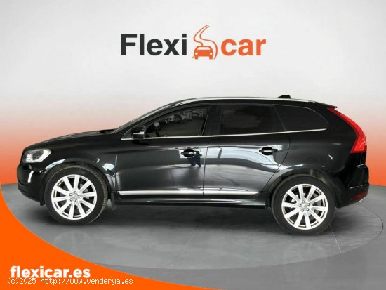 Volvo XC-60 2.4 D4 AWD R-Design Momentum Auto - Alicante