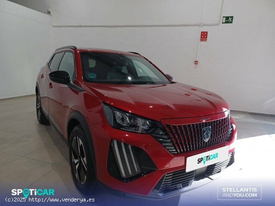 Peugeot 2008   Puretech 130 S&S EAT8 Allure - Granada