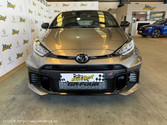 Toyota GR Yaris 1.6T 276 AUTOMÁTICO RZ SE PUEDE VER Y PROBAR EN SENRA SPORT (PEUGEOT) DUMBRIA - Dum