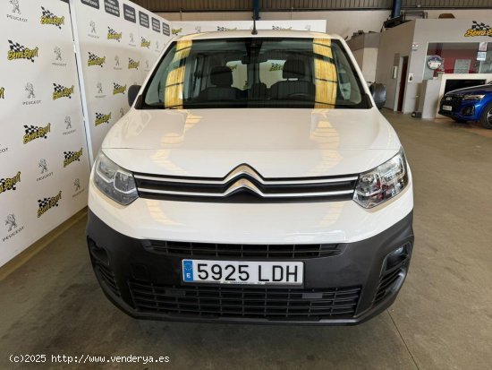 Citroën Berlingo Talla M BlueHDi 100 S&S LIVE SE PUEDE VER Y PROBAR EN SENRA SPORT (PEUGEOT) DUMBRI